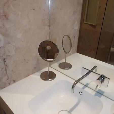 Ml Almada Living Apartman *